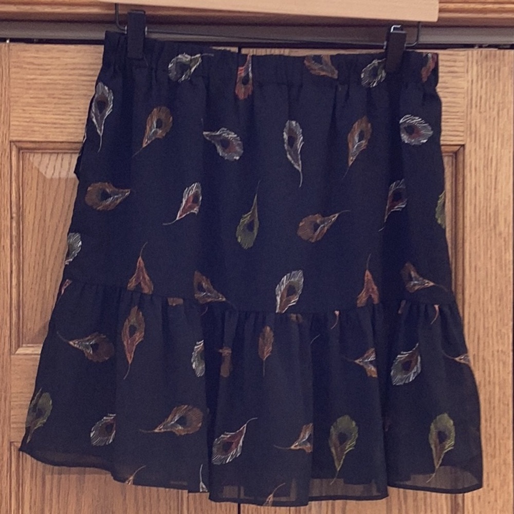 Madewell black Peacock Feather Print pull on Ruffle skirt  women’s size medium - Picture 3 of 10